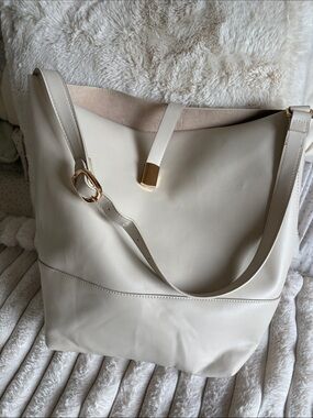 Women's Cream Shoulder Hobo Bag - Soft Leather Style